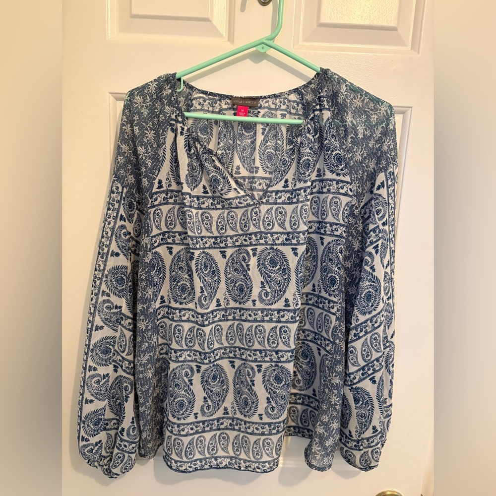 Vince Camuto M Navy and White Paisley Blouse